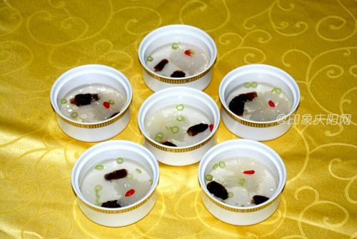 補(bǔ)腎壯陽(yáng)、壯腰益精的慶陽(yáng)子午菌牛髓湯
