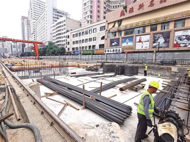 多措并舉保暢通 齊心協(xié)力治擁堵 蘭州市交通重點工程正在有序推進(jìn)