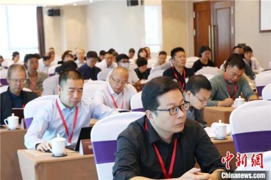 圖為“明清時期河西走廊社會變遷”學術研討會現(xiàn)場?！∥渫行侣剛髅郊瘓F供圖