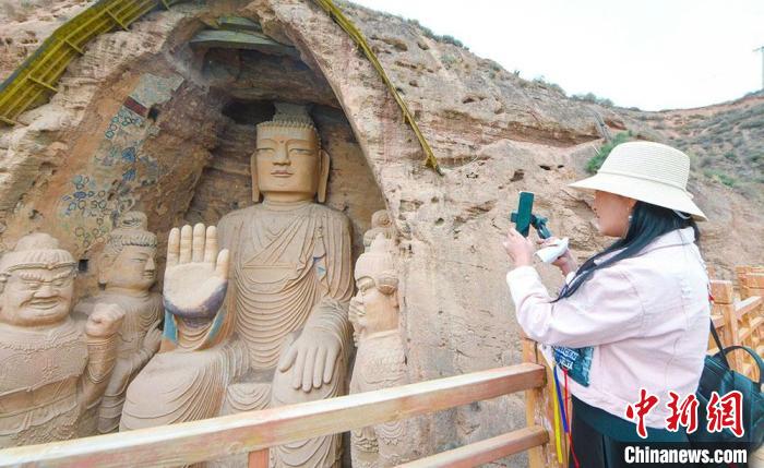圖為位于甘肅省武威市境內(nèi)的天梯山石窟，其開鑿于東晉十六國時(shí)期的北涼。(資料圖) 崔琳 攝