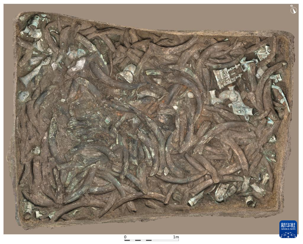 四川廣漢市三星堆商代遺址八號(hào)坑（資料圖）。