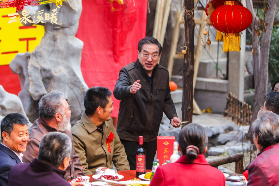還原鄉(xiāng)味，留住鄉(xiāng)愁，《三泉溪暖》定檔央一