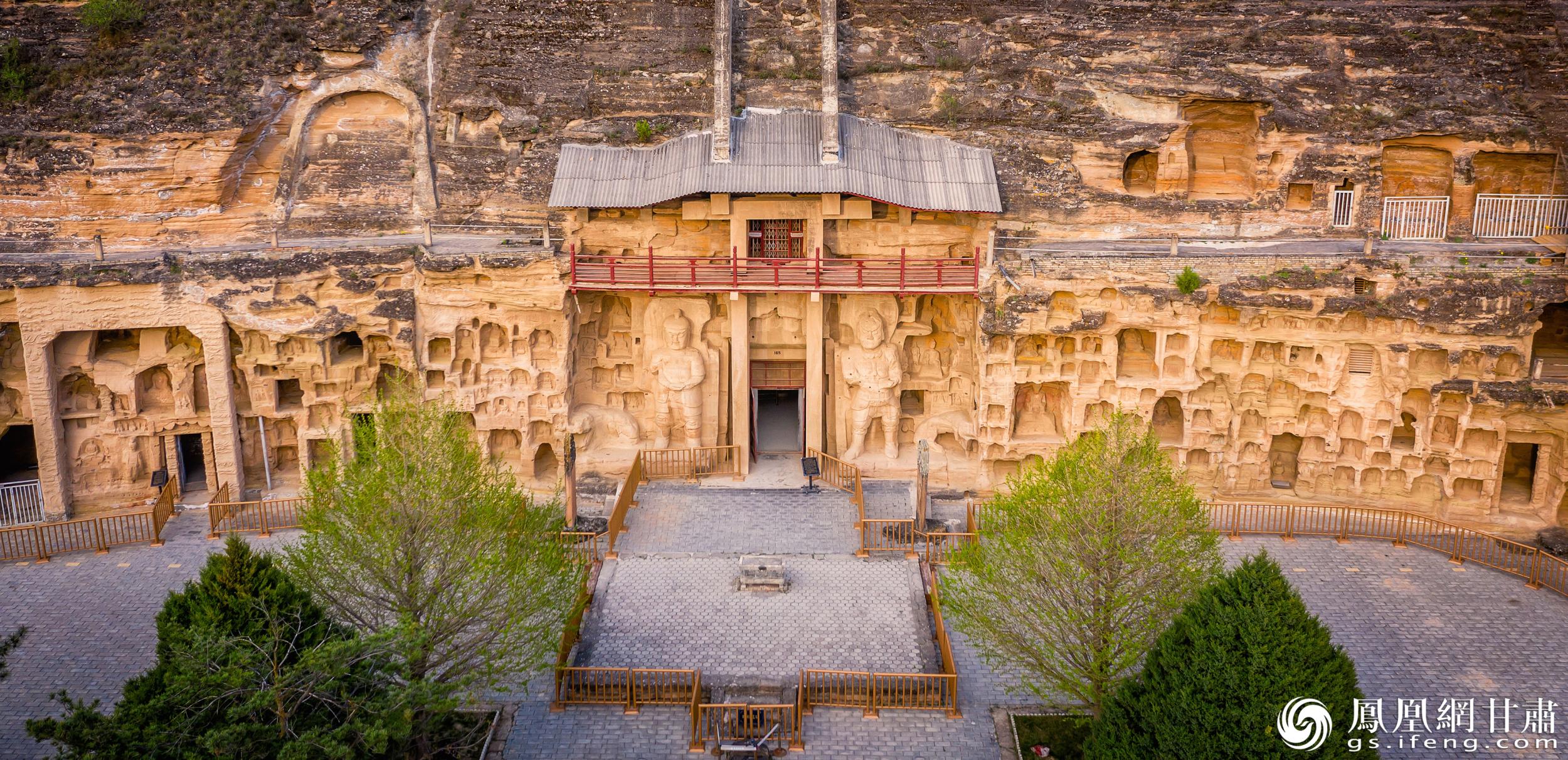 北石窟寺始建于北魏，經(jīng)多個(gè)朝代增修形成密集窟龕。北石窟寺文物保護(hù)研究所供圖