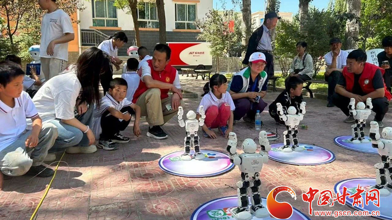 青春聚力·馳援榆中|12355心理熱線 ：青春守護 心有陽光驅散陰霾