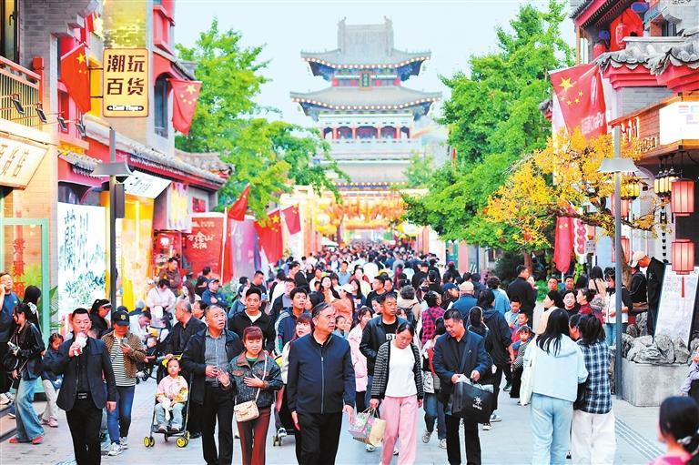 甘肅文旅市場熱力全開質(zhì)效雙升