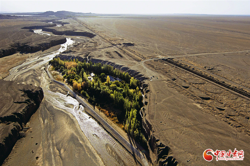 西千佛洞：1600年崖壁上的“和”與“美”