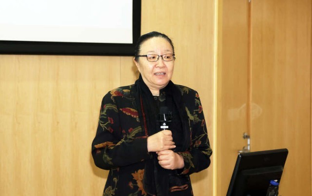 在“湯一介當(dāng)代學(xué)人講座”，聽戴錦華回憶“時代之女與造就時代”