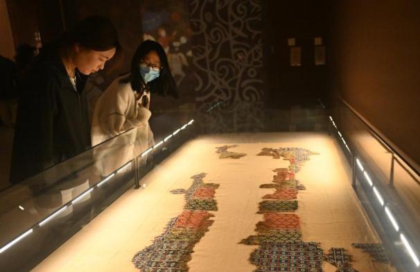 中國簡(jiǎn)牘寶庫破圈揭秘絲路故事